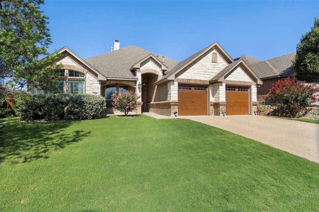7308 Prestwick Terrace, Benbrook, TX 76126
