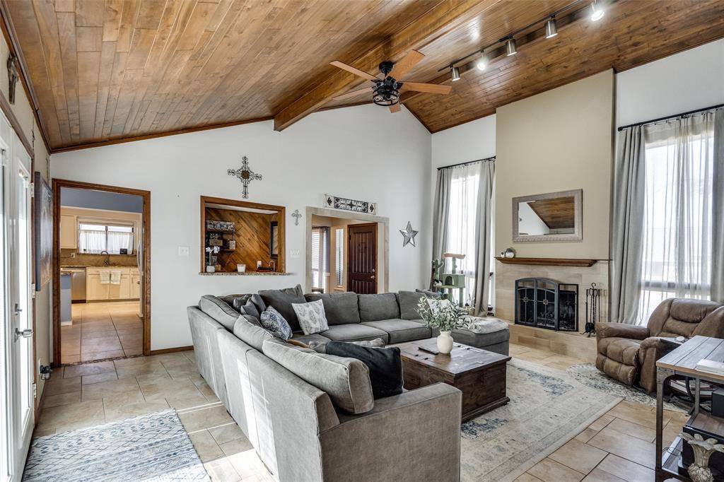 2624 Daybreak Drive, Dallas, TX 75287