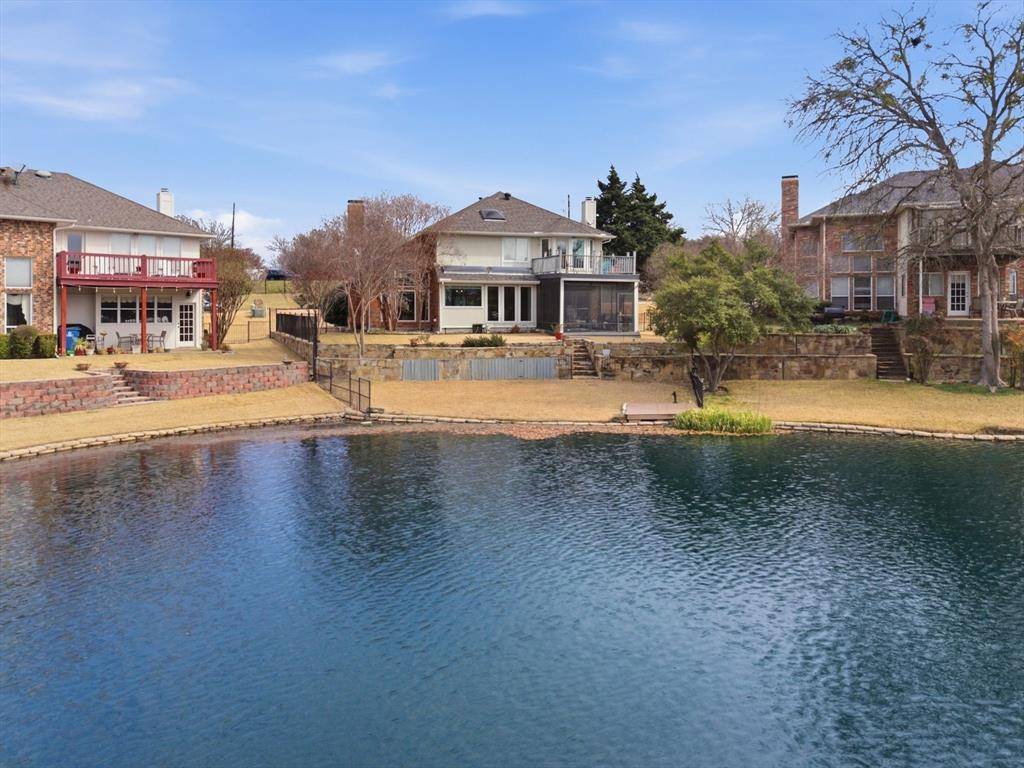 5204 Yacht Club Drive, Rockwall, TX 75032
