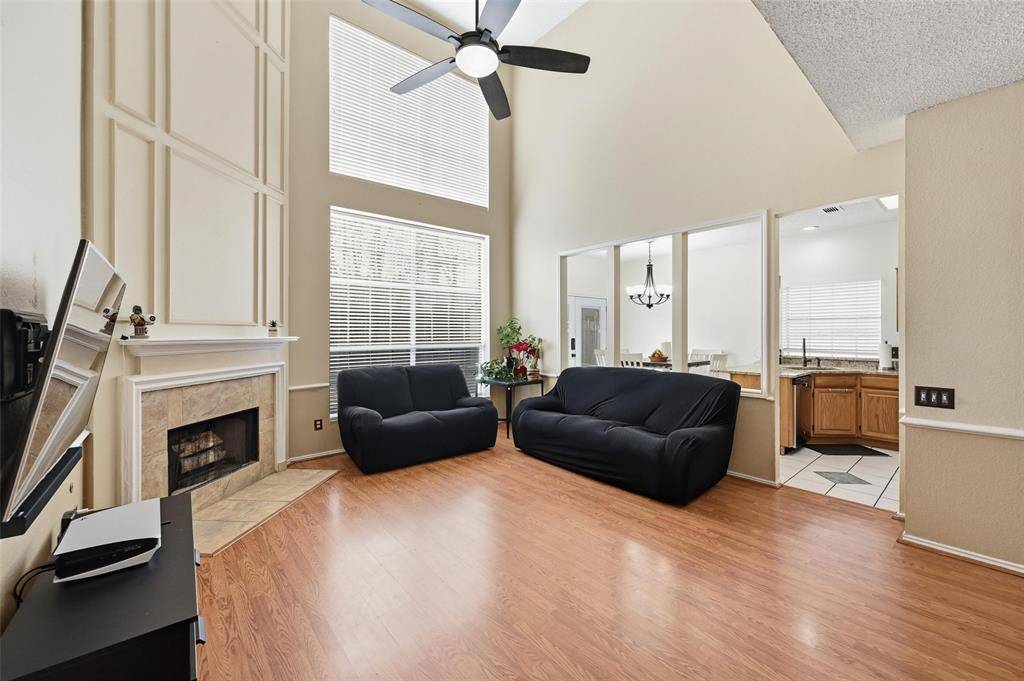 7000 Cadillac Boulevard, Arlington, TX 76016