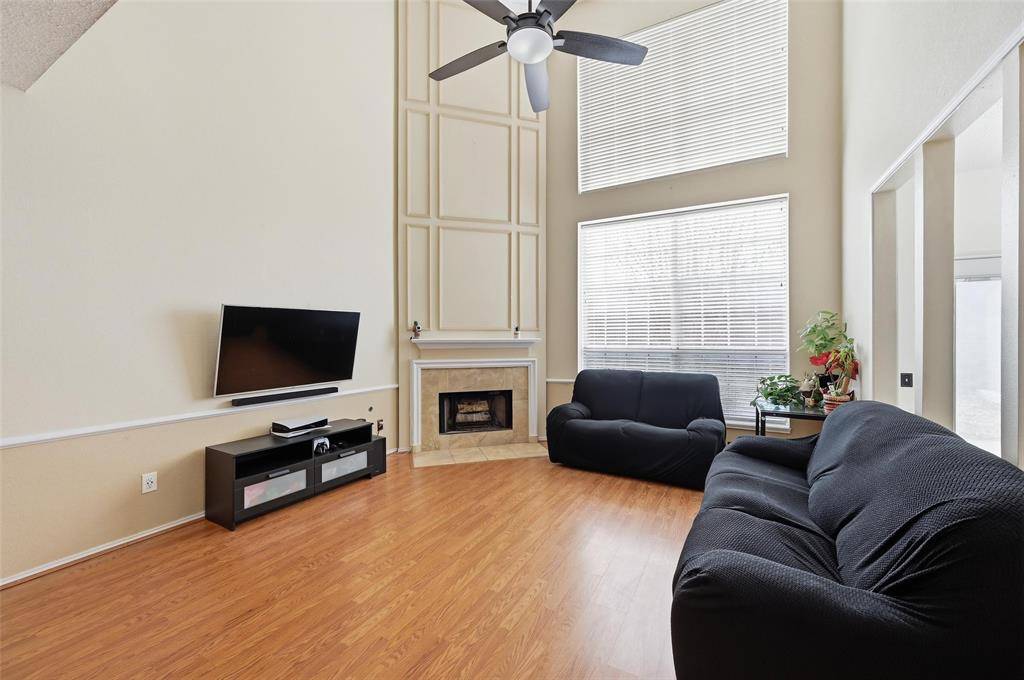 7000 Cadillac Boulevard, Arlington, TX 76016