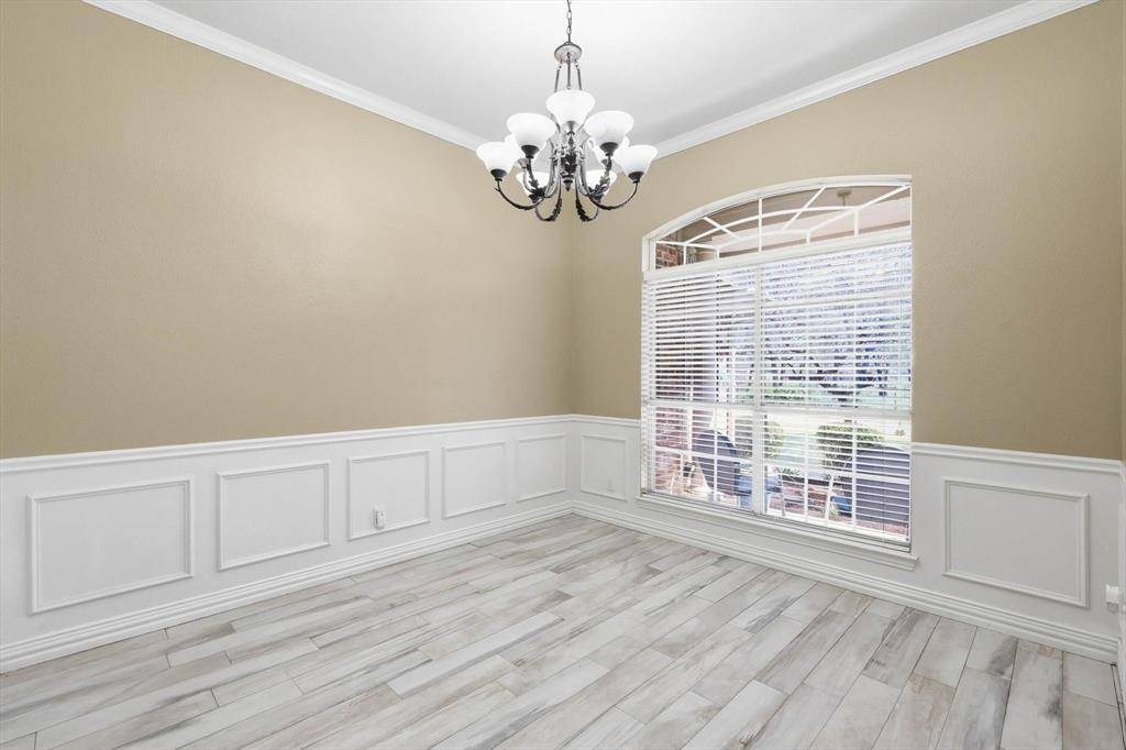 1605 Mistletoe Drive, Flower Mound, TX 75022