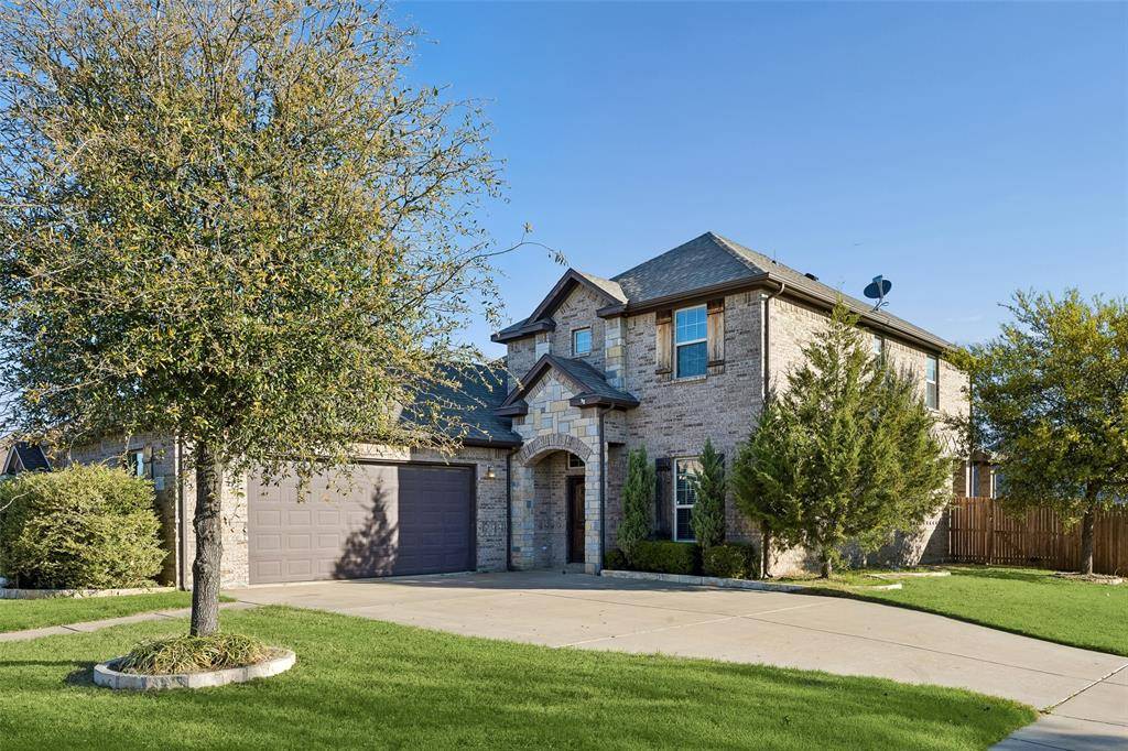 300 Madison Street, Burleson, TX 76028