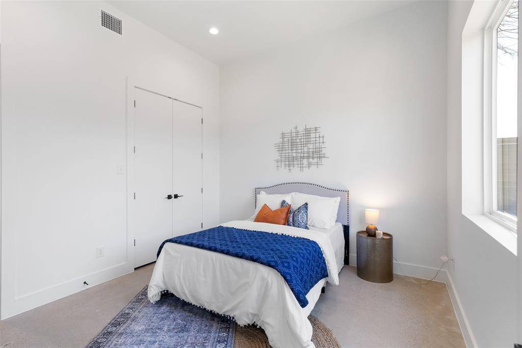 2120 Lovedale Avenue #103, Dallas, TX 75235