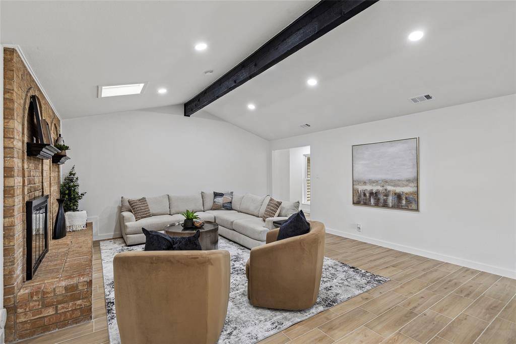 4604 Ivanhoe Drive, Fort Worth, TX 76132