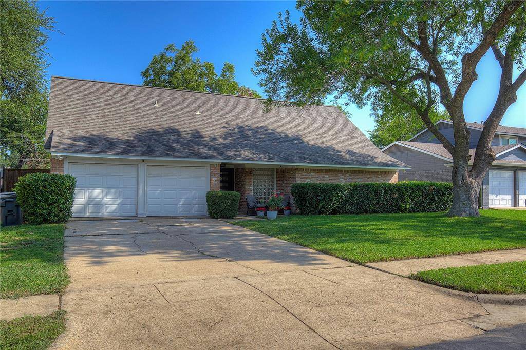 8415 Gladwood Lane, Dallas, TX 75243