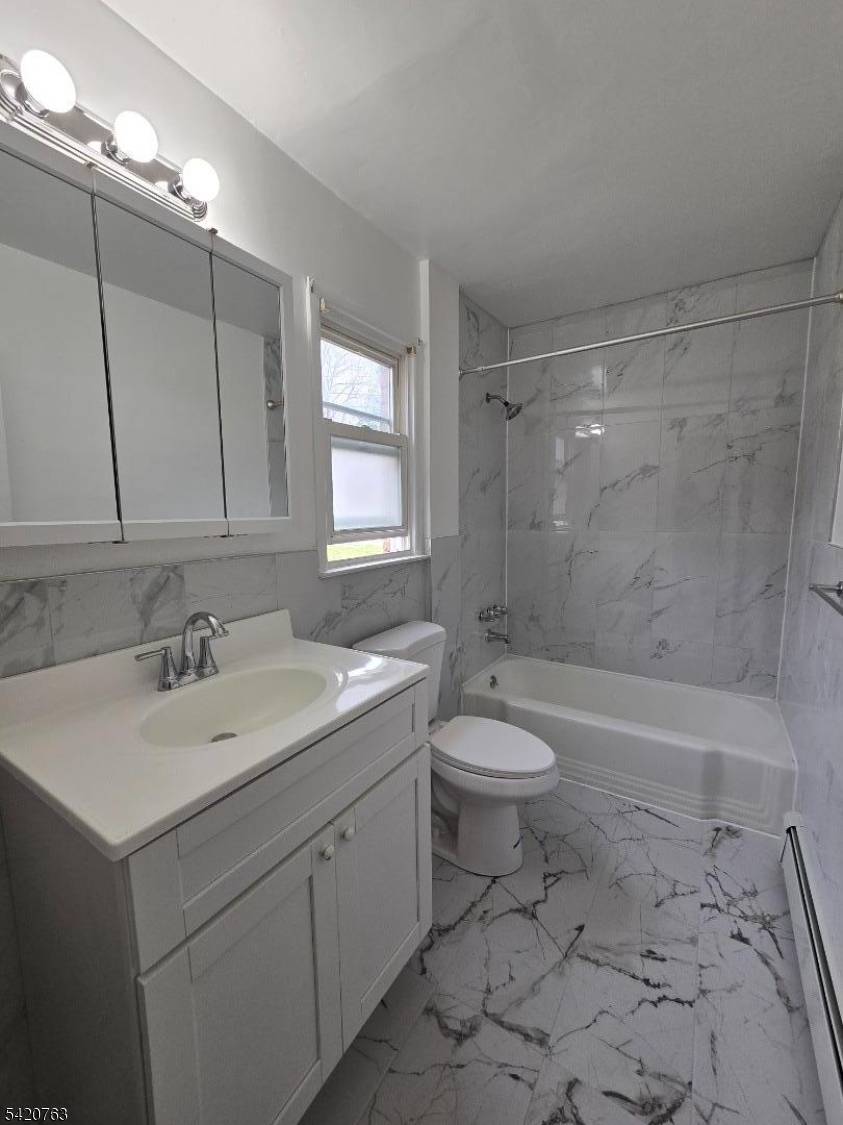 87 Elm Rd #16a, Caldwell Boro Twp., NJ 07006