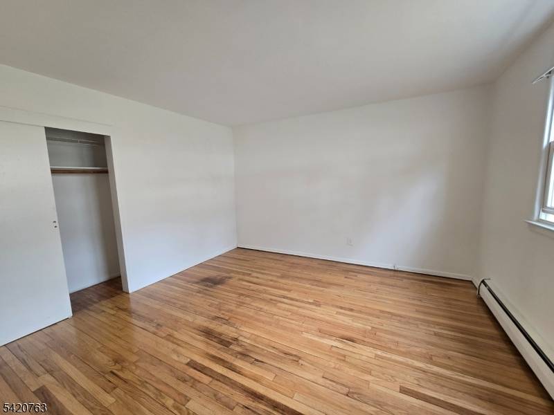 87 Elm Rd #16a, Caldwell Boro Twp., NJ 07006