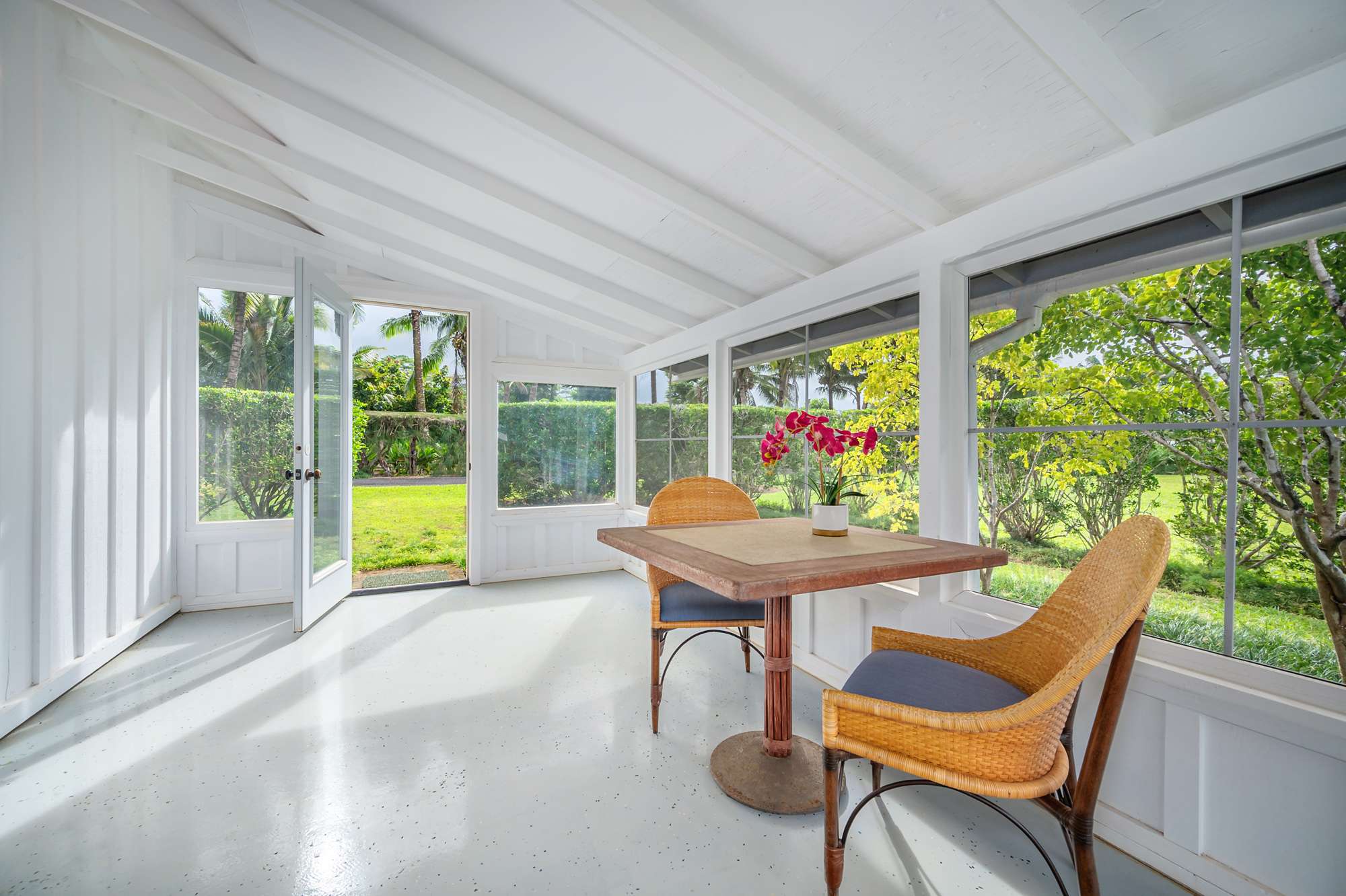 4585 KUAWA RD #2, Kilauea, HI 96754