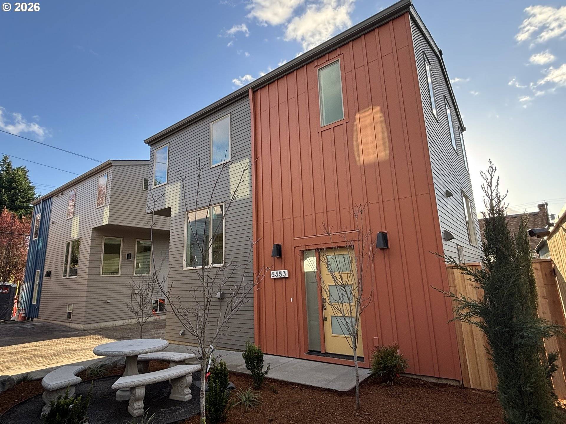 5353 SE STARK ST, Portland, OR 97215