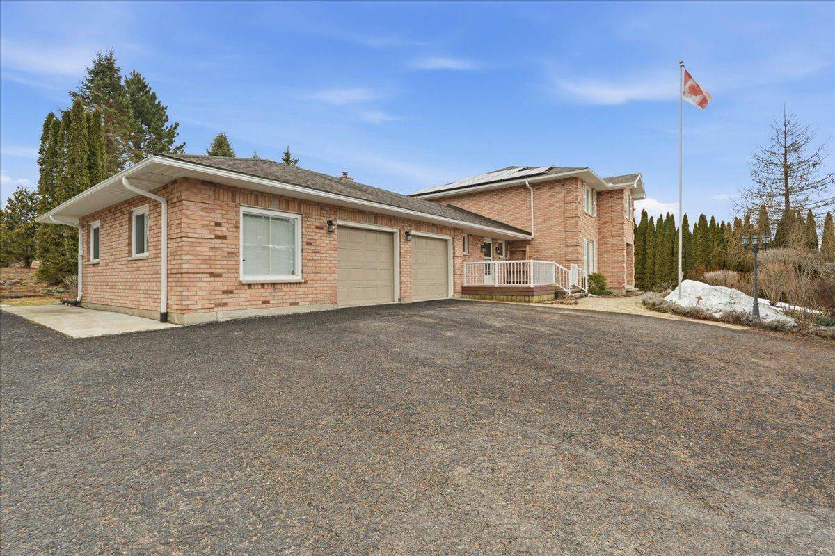 124B Old Troy RD, Tweed, ON K0K 3J0