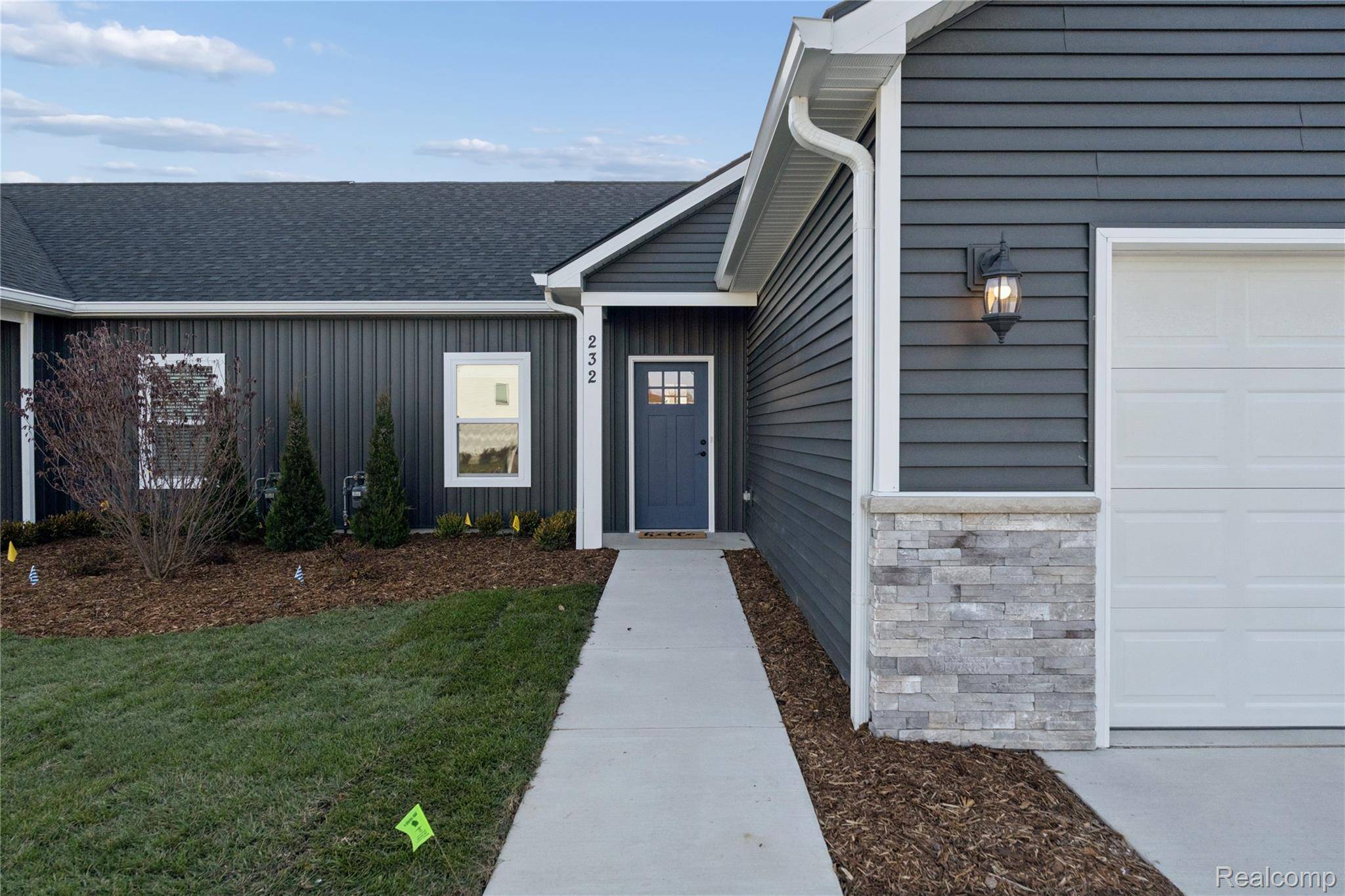 232 Marion Oaks DR, Marion Township, MI 48843