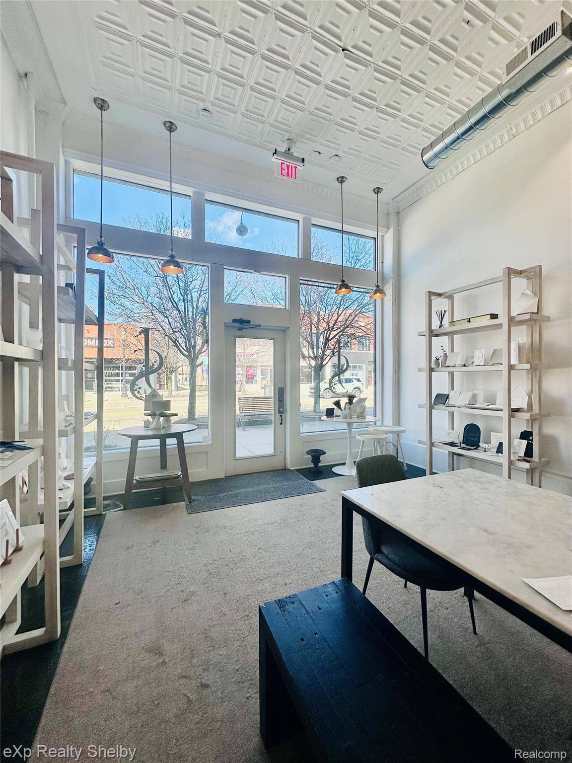 263 W 9 Mile, Ferndale, MI 48220