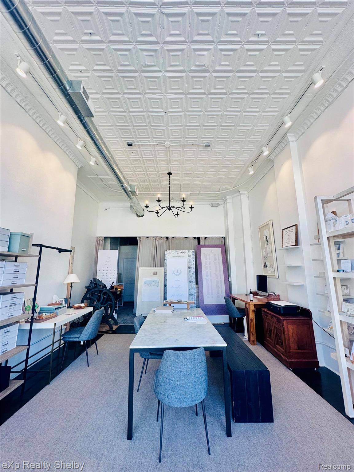 263 W 9 Mile, Ferndale, MI 48220