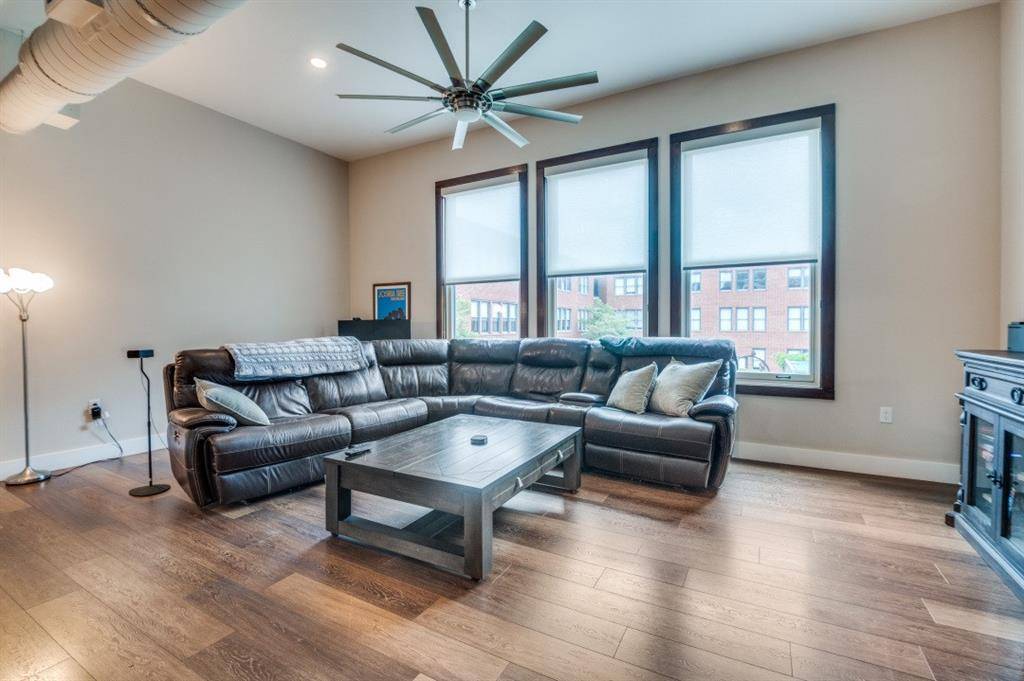 2502 Live Oak Street #235, Dallas, TX 75204