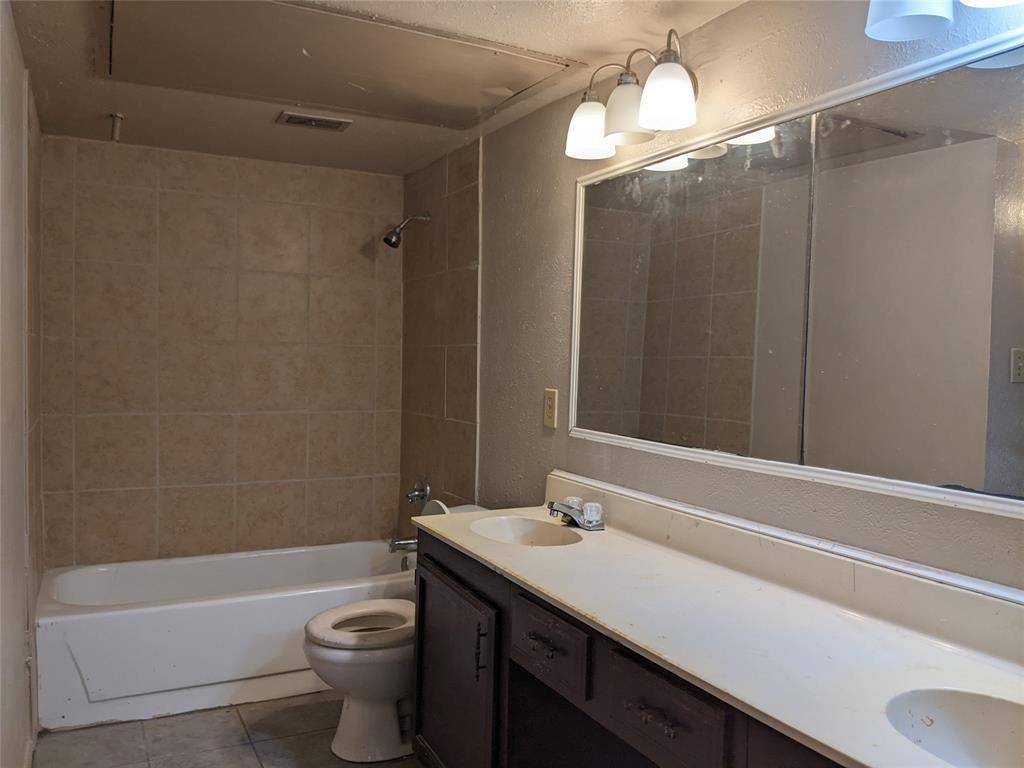 2433 Limestone Drive, Arlington, TX 76014