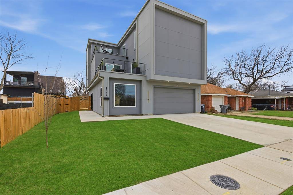 1810 Kraft Street, Dallas, TX 75212