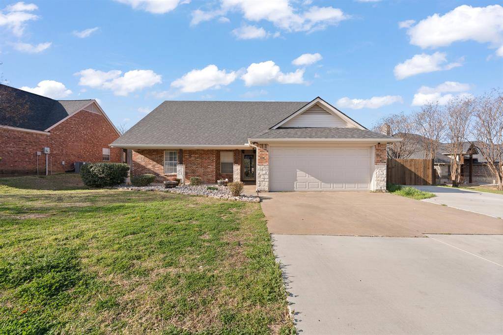 529 Mckittrick Court, Godley, TX 76044