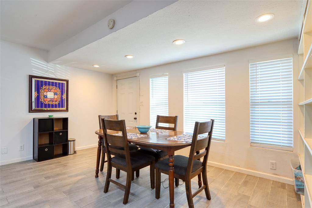 305 E Belt  Line Road, Wilmer, TX 75172