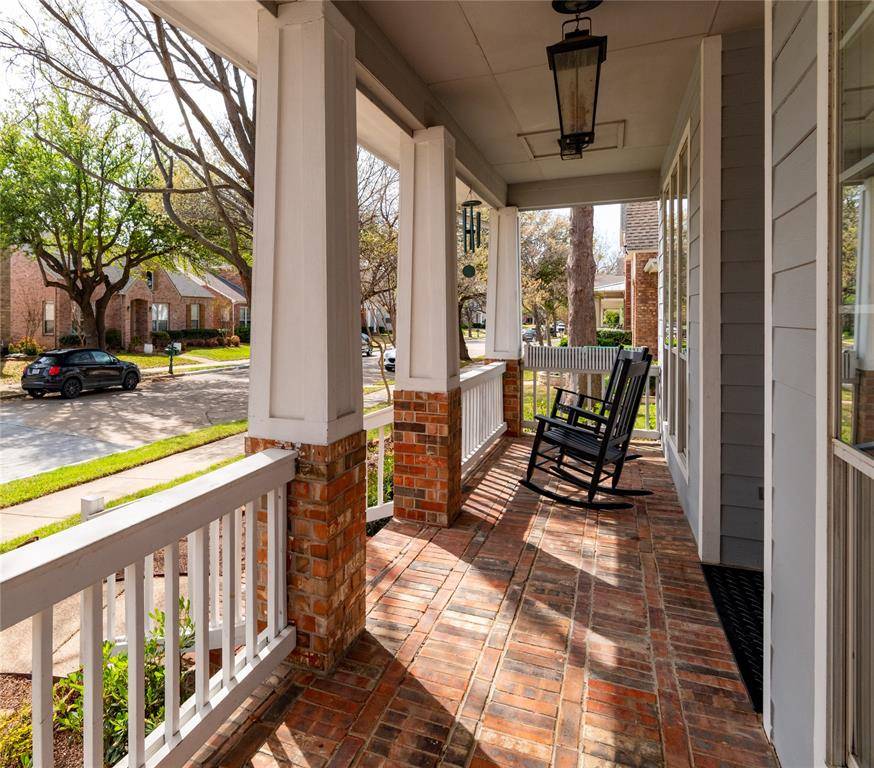 1831 Auburn Drive, Carrollton, TX 75007