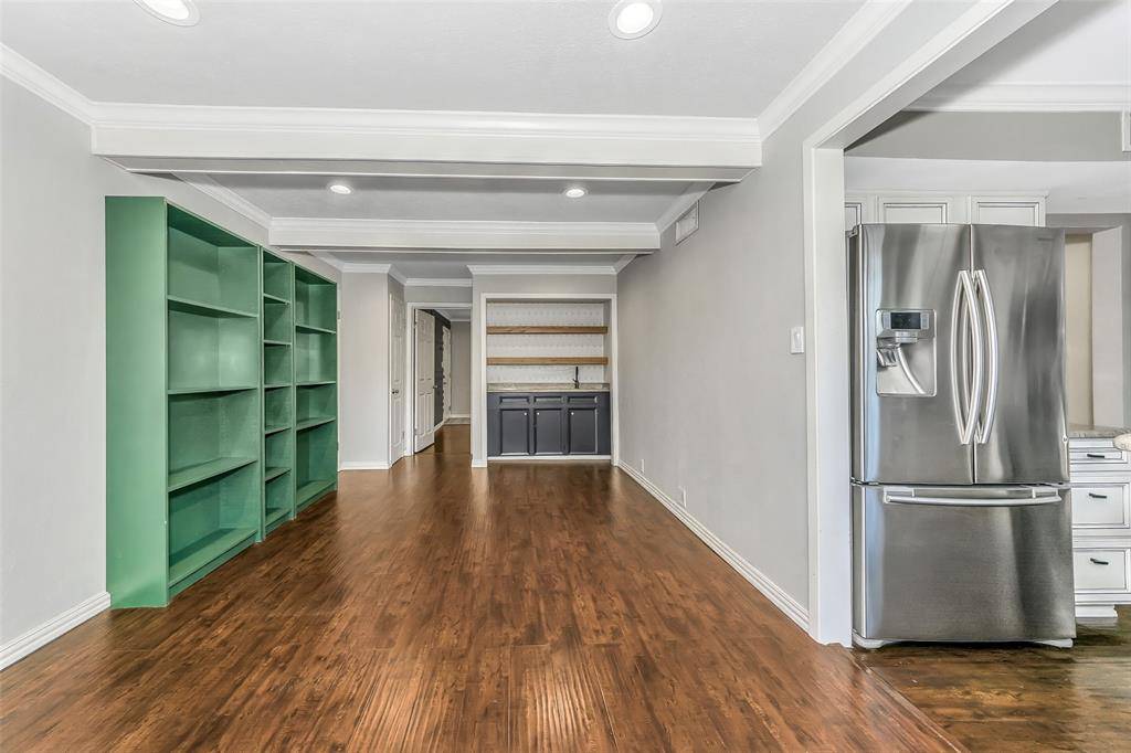 7906 Royal Lane #A, Dallas, TX 75230