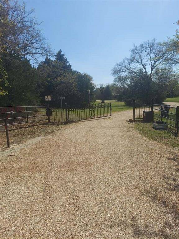 224 County Road 290, Collinsville, TX 76233
