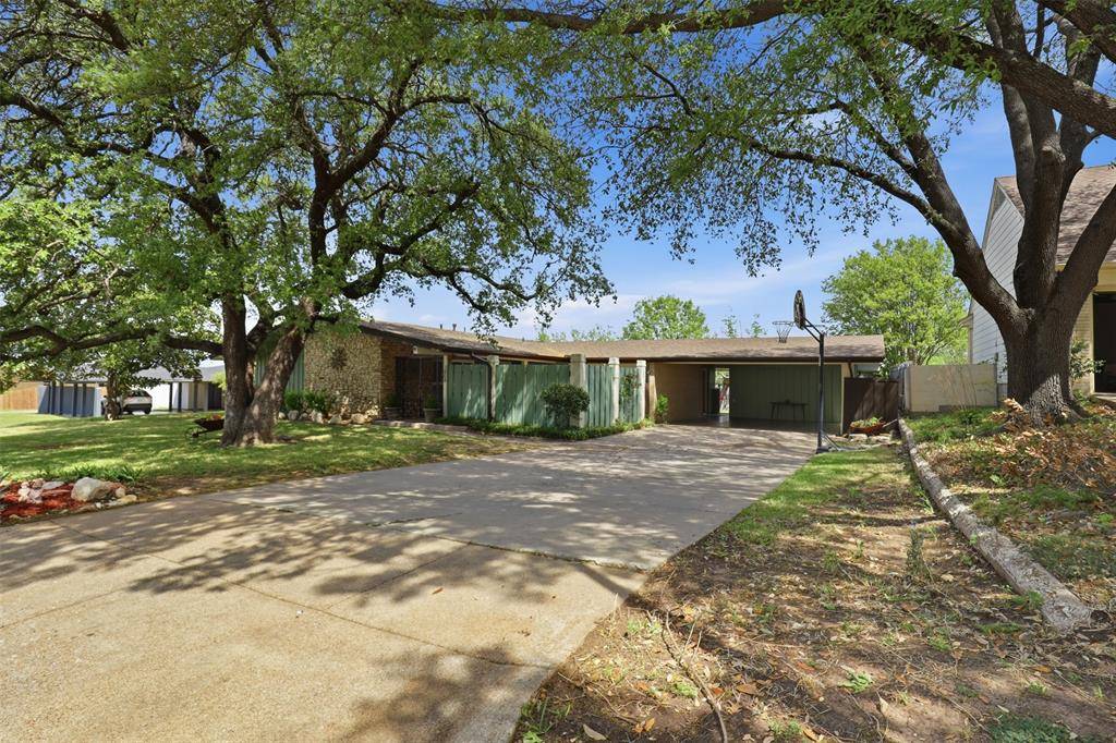 3808 Kimberly Lane, Fort Worth, TX 76133