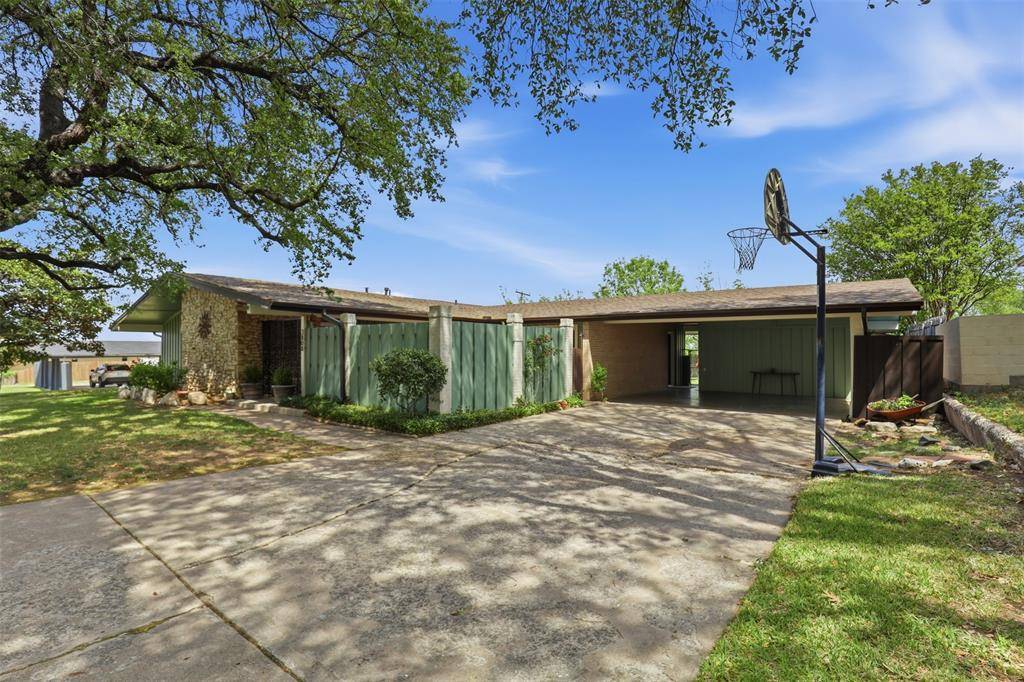 3808 Kimberly Lane, Fort Worth, TX 76133