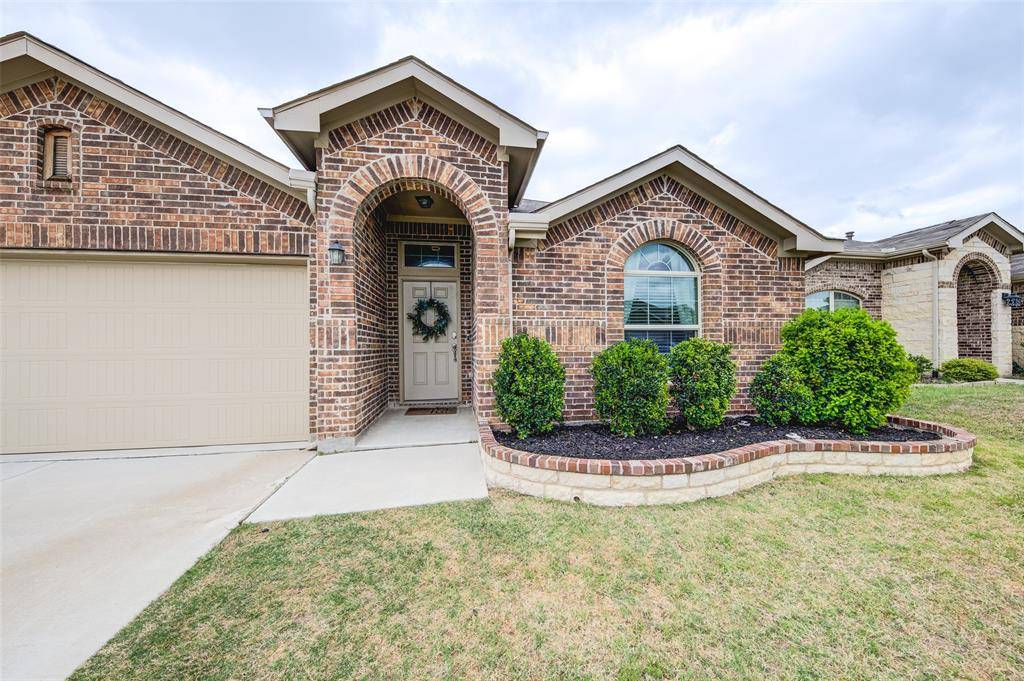 14440 Leadrope Circle, Fort Worth, TX 76052
