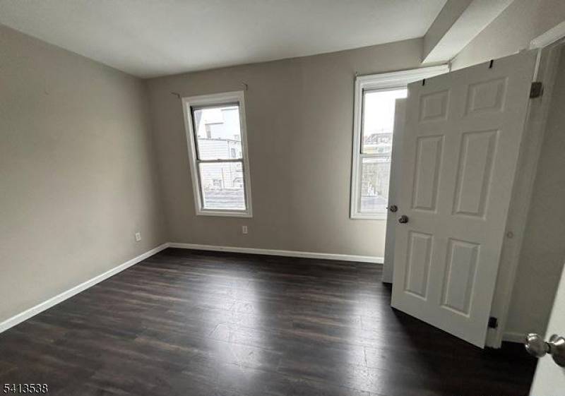 161 19Th St, Union City, NJ 07087