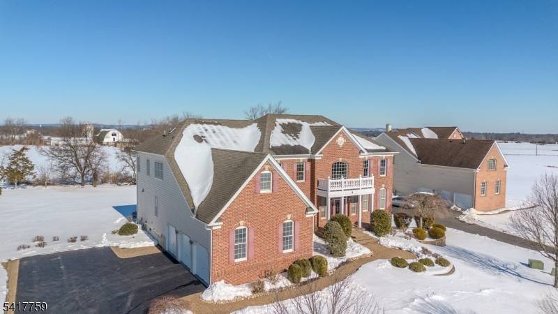 4 Heitz Ln, Hillsborough Twp., NJ 08844