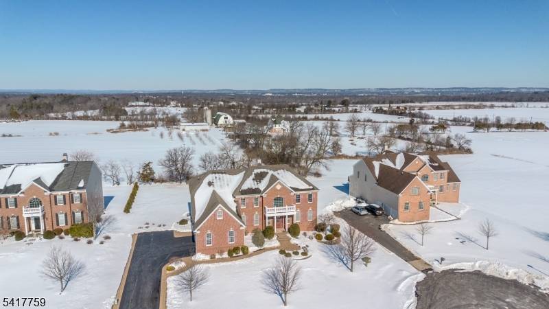 4 Heitz Ln, Hillsborough Twp., NJ 08844