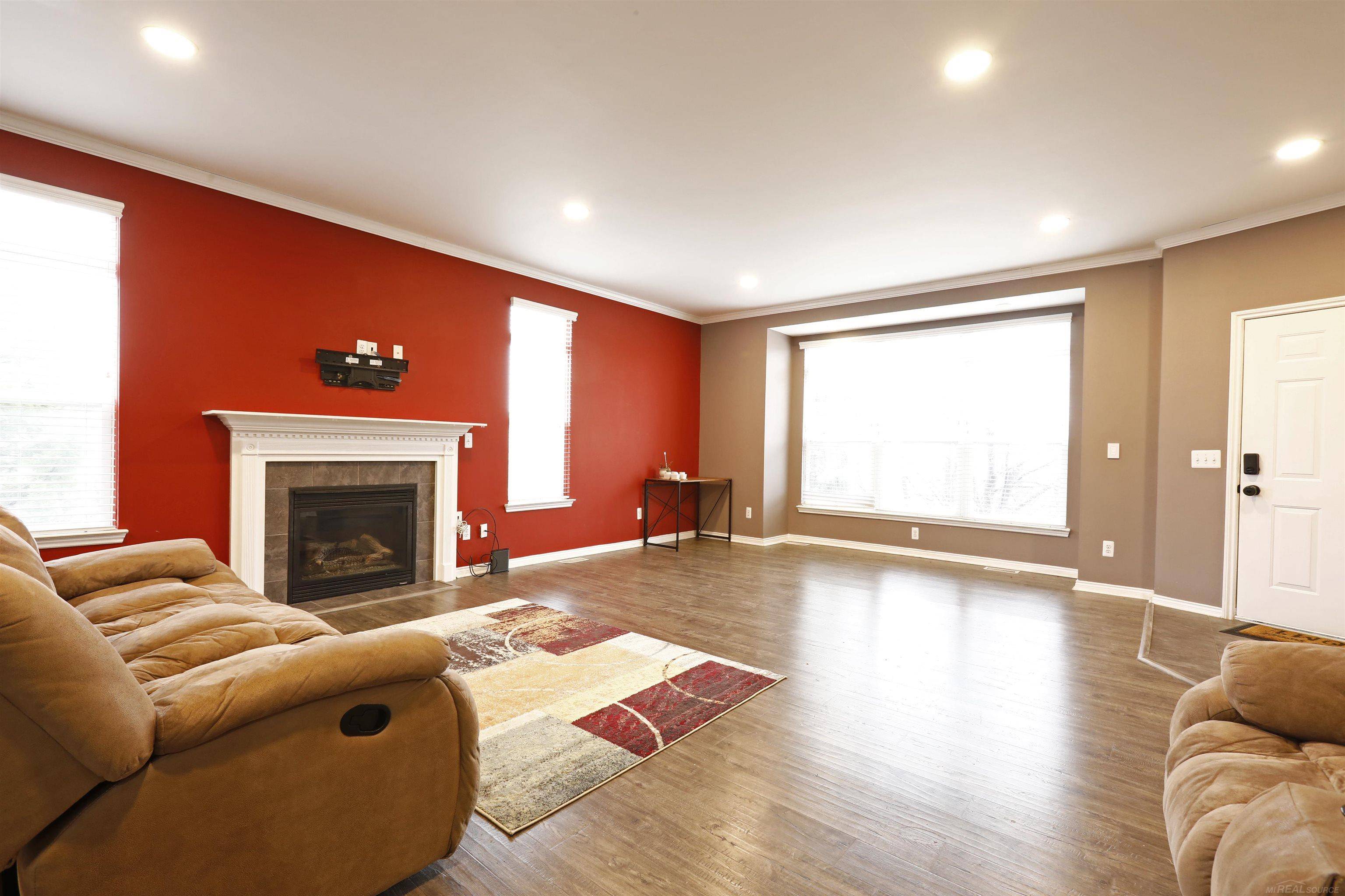 11716 Weingartz East ST, Utica, MI 48315