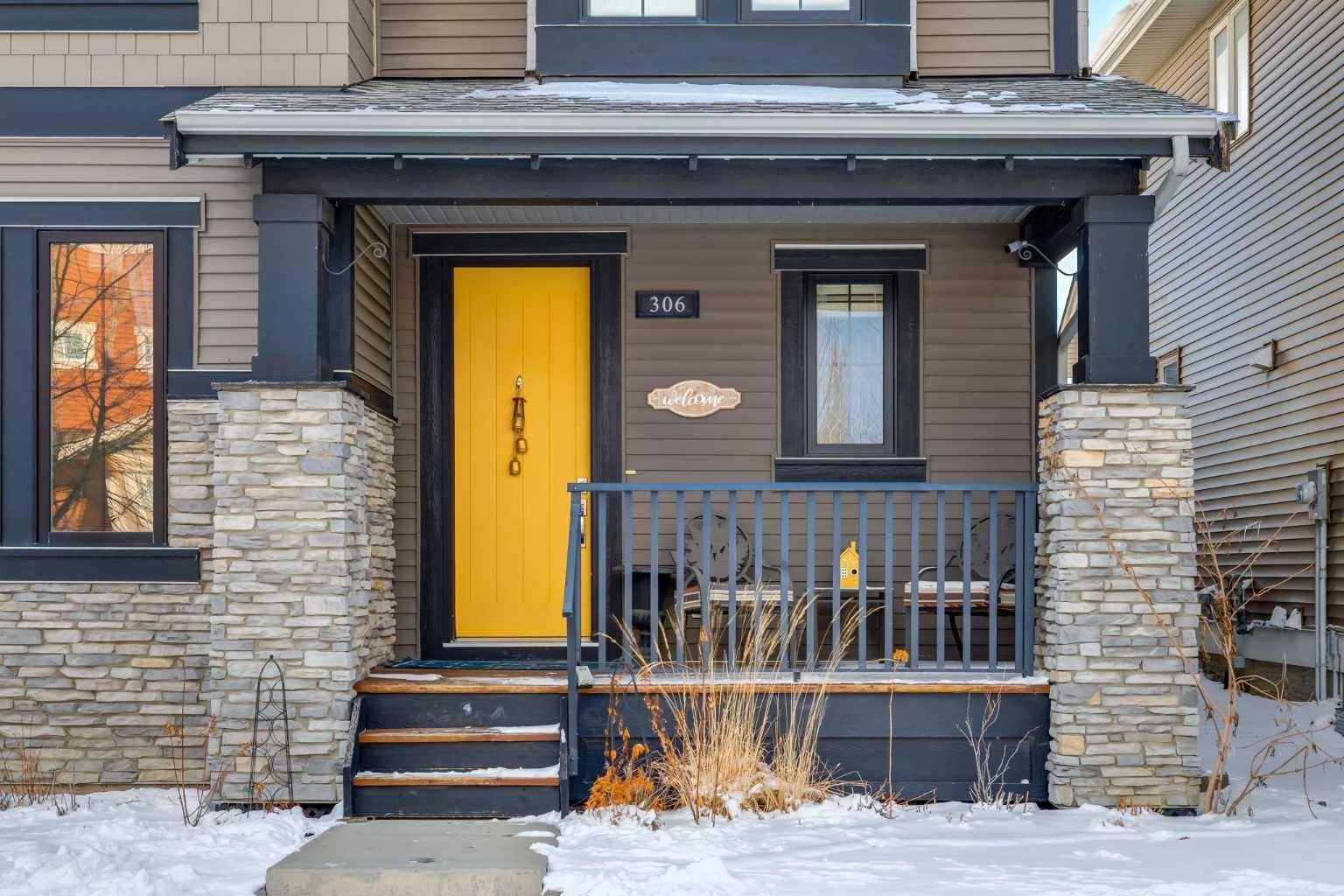 306 Cooperstown Common SW, Airdrie, AB T4B 2L2