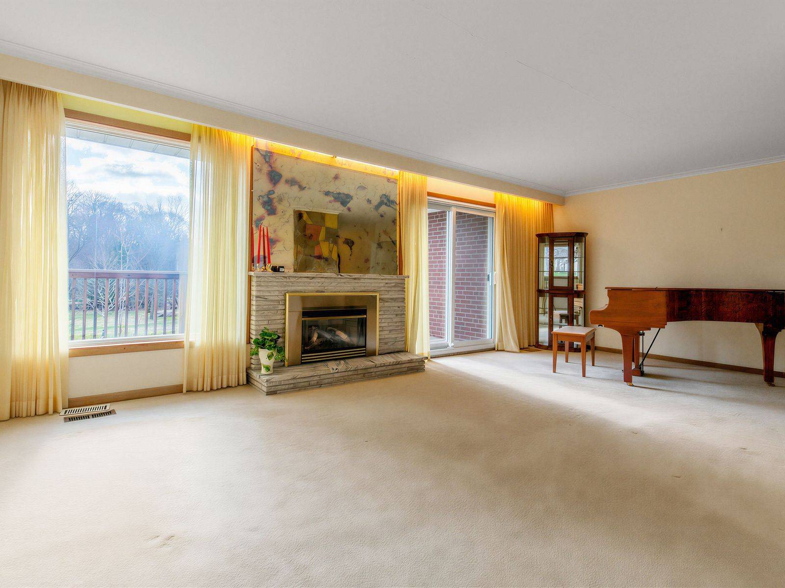 62 Felicity DR #Main, Toronto E09, ON M1H 1E3