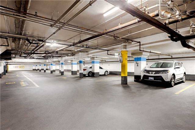 1243 Islington AVE #301, Toronto W08, ON M8X 1Y9