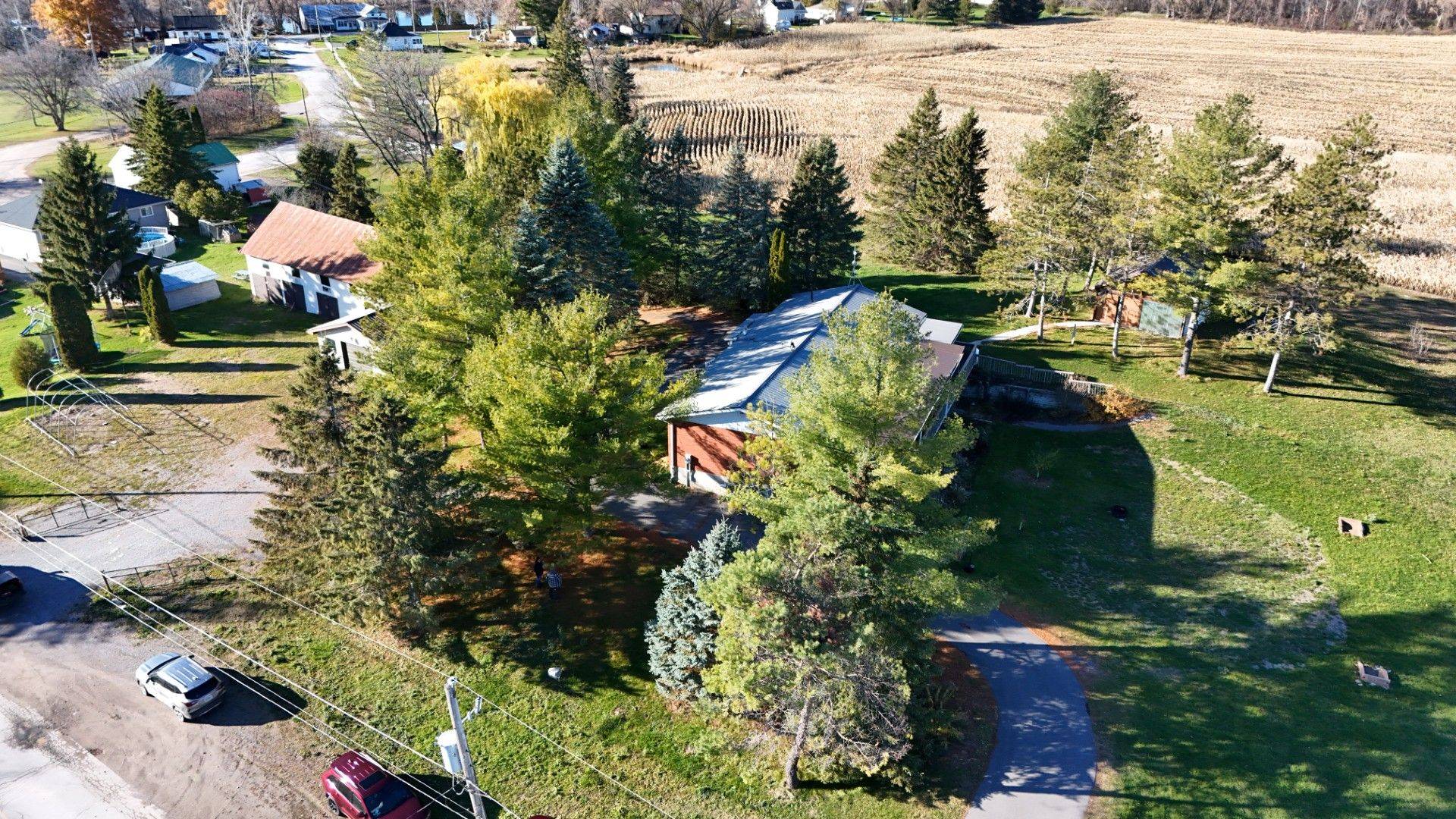 15 East Hungerford RD, Tweed, ON K0K 3J0