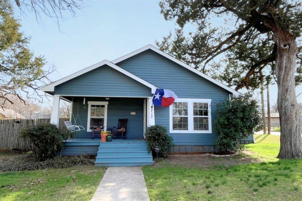 713 W Spring Street, Weatherford, TX 76086