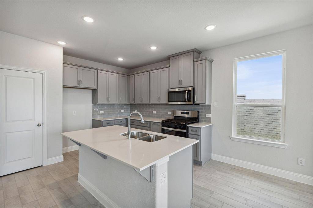 608 Portina Dr., Anna, TX 75409