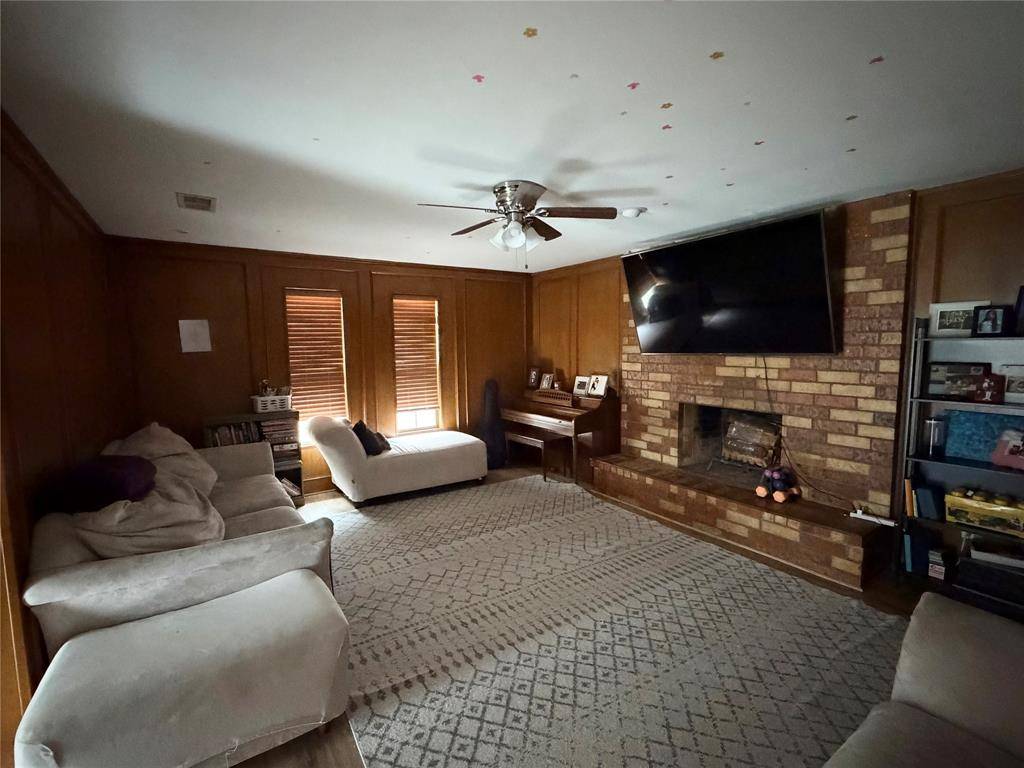 309 Stoneybrook Drive, Wylie, TX 75098