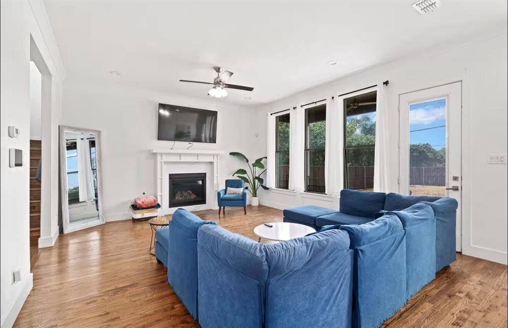 1735 Michigan Avenue, Dallas, TX 75216