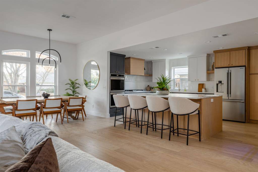 6423 Wrenwood Drive, Dallas, TX 75252