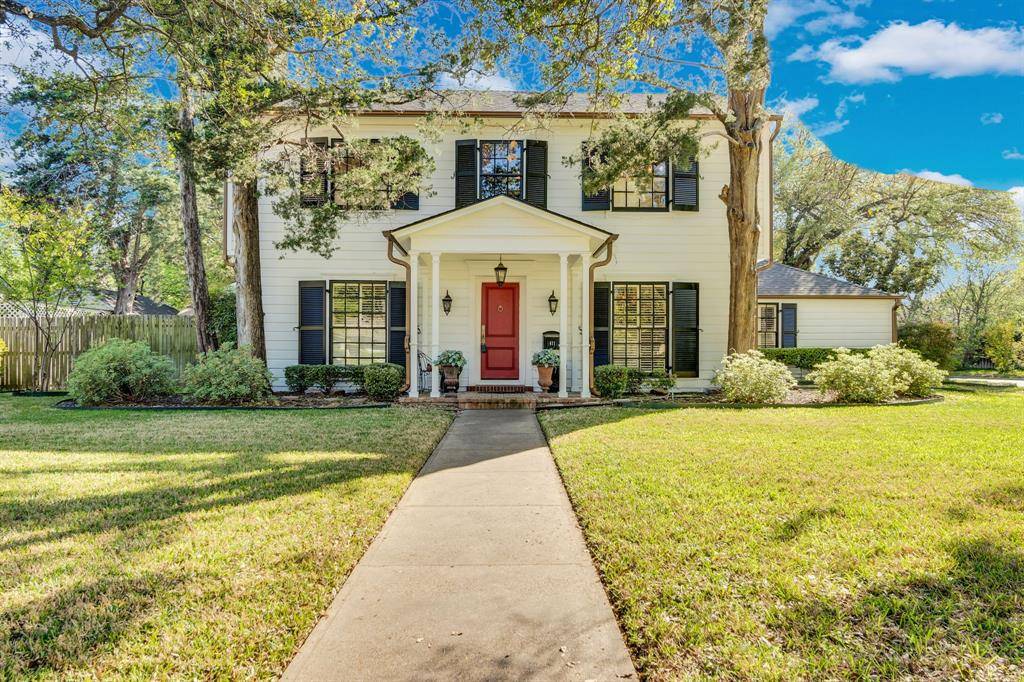 411 Sycamore Street, Waxahachie, TX 75165