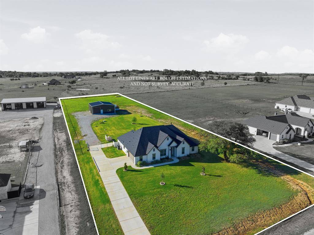 1016 Paradise Parkway, Poolville, TX 76487