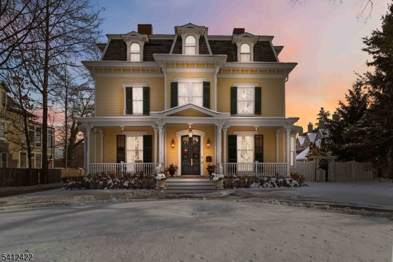 21 Franklin Pl, Morristown Town, NJ 07960