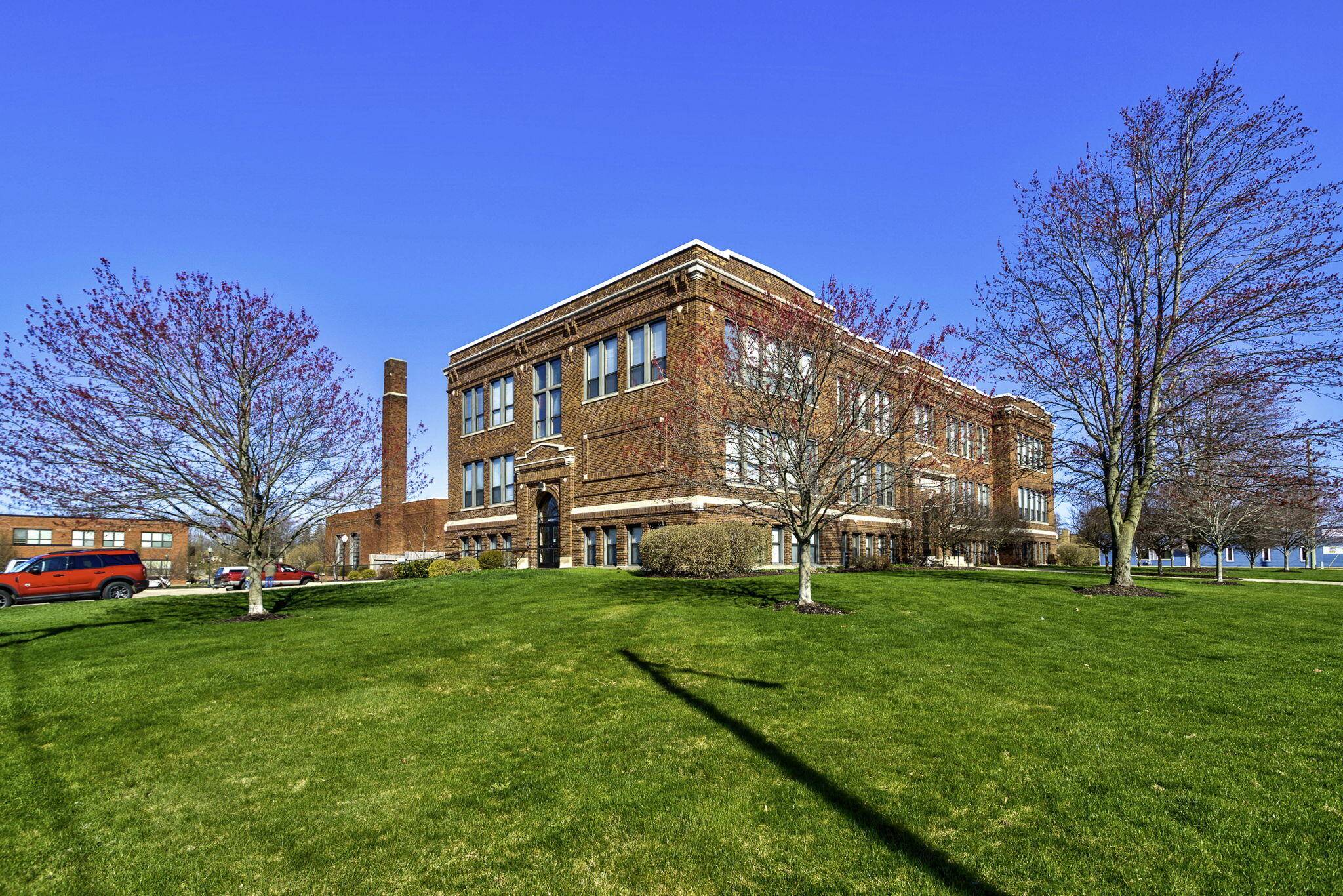 460 Broadway ST #204, South Haven City, MI 49090