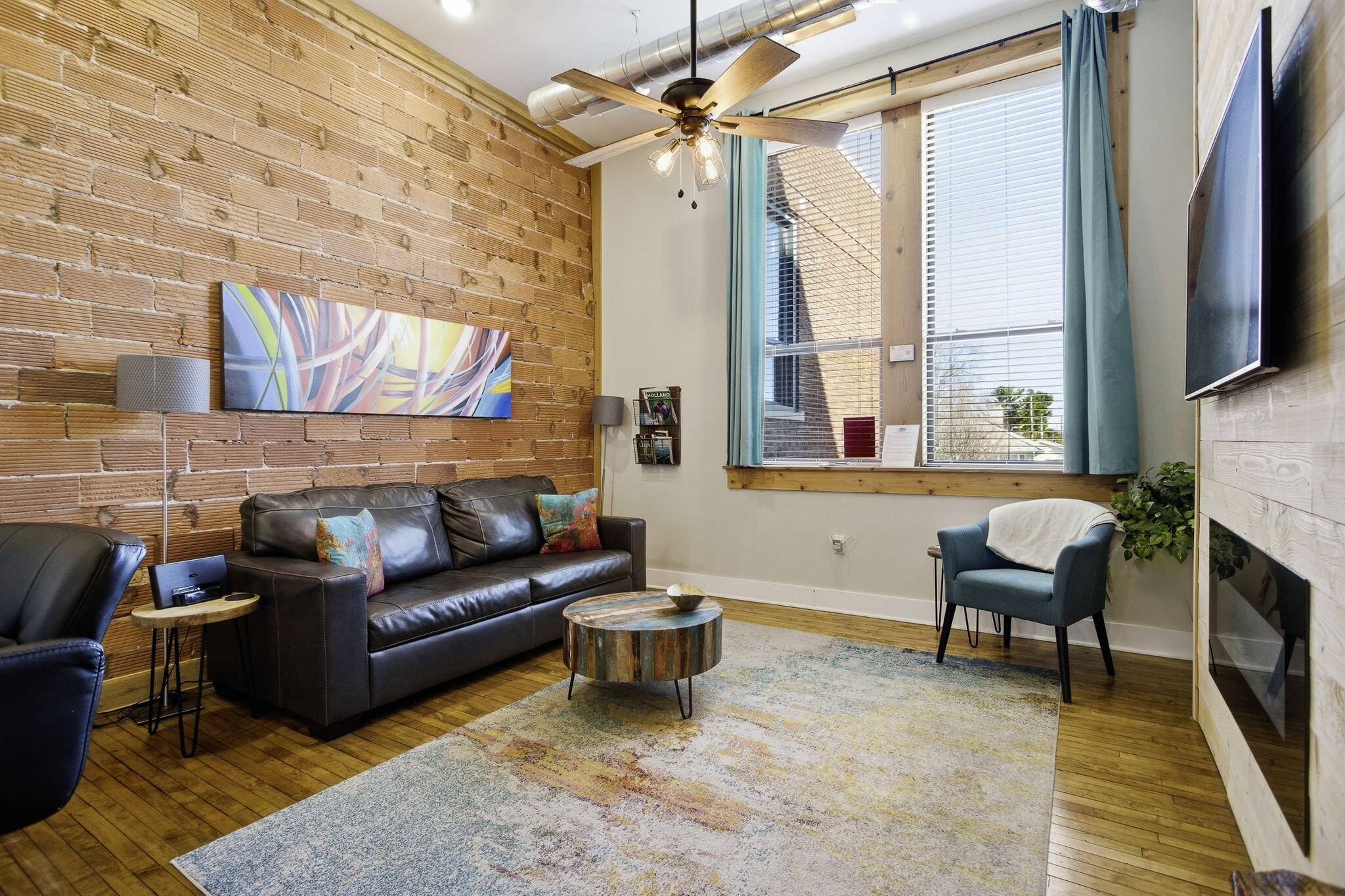 460 Broadway ST #204, South Haven City, MI 49090