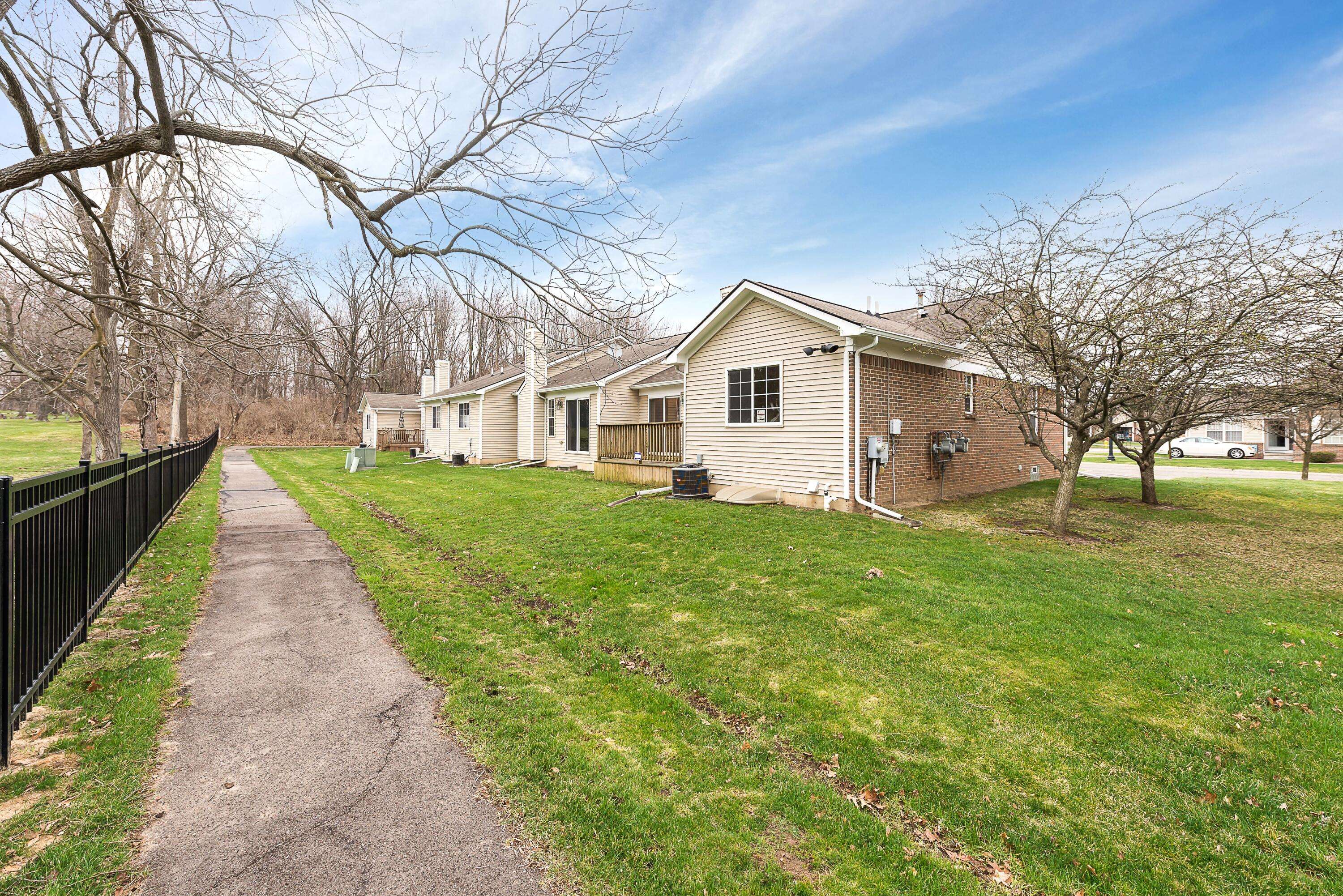 1329 Stewart DR, Ypsilanti Twp, MI 48198