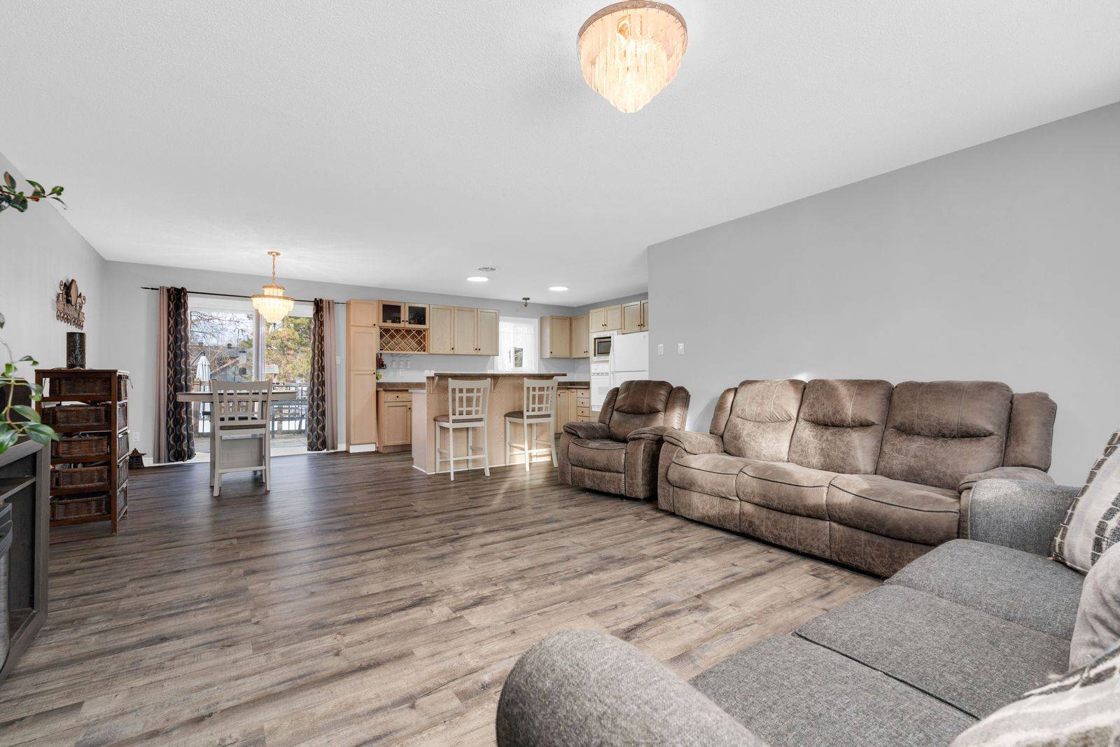 7972 County 13 RD, Adjala-tosorontio, ON L0M 1M0