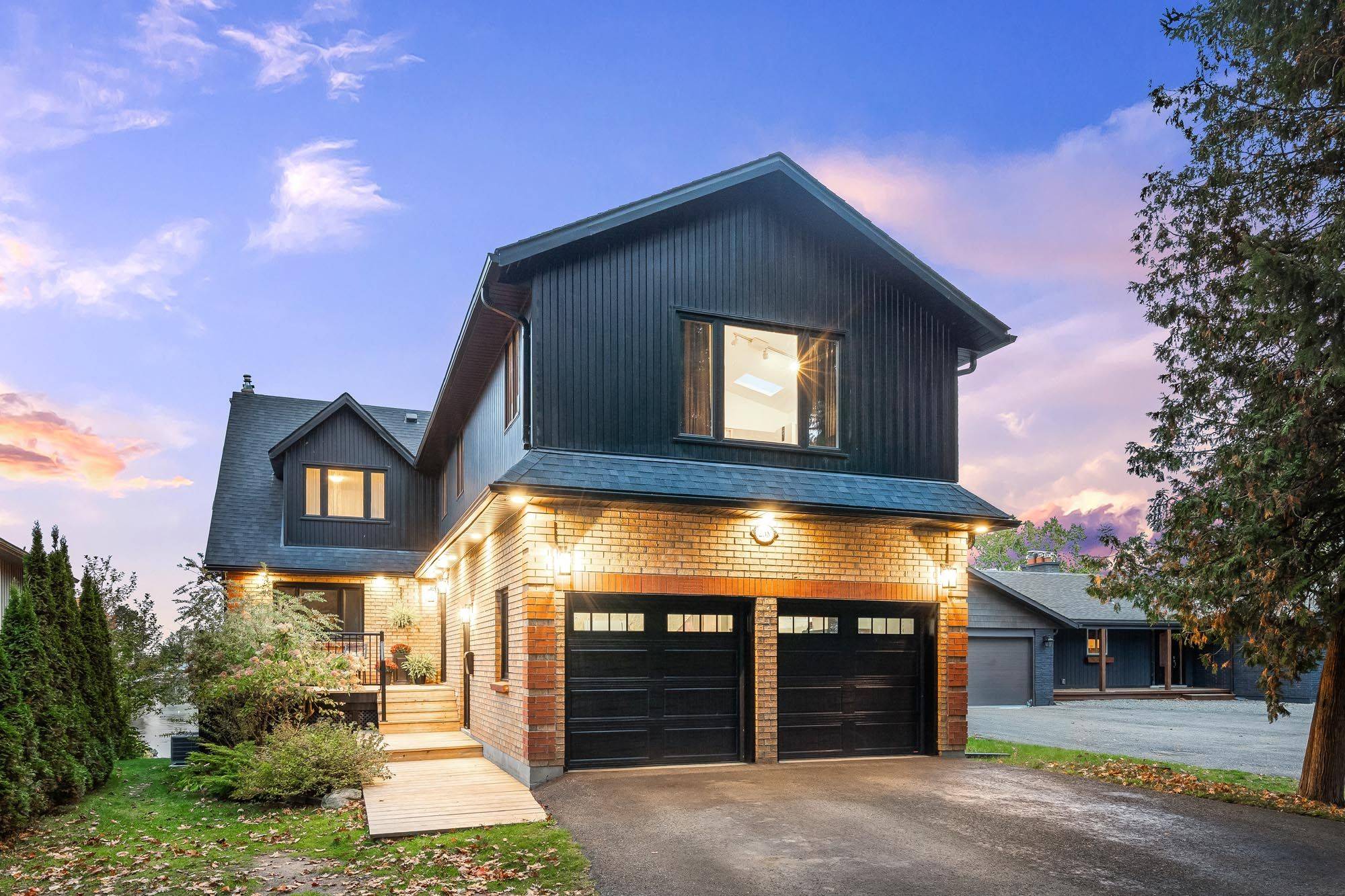 238 Robins Point RD, Tay, ON L0K 2A0